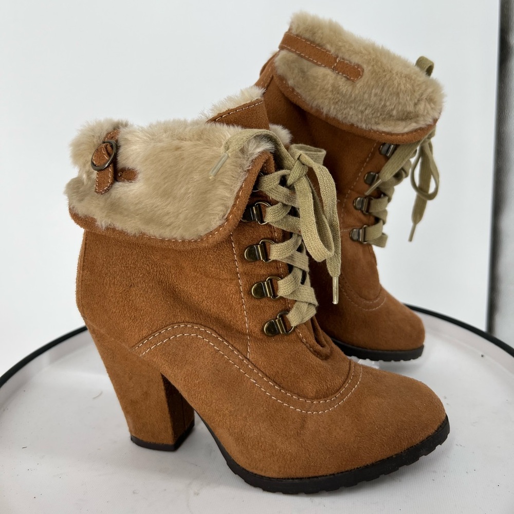 Soda benji-m tan faux suede lace up platform, faux fur boots.